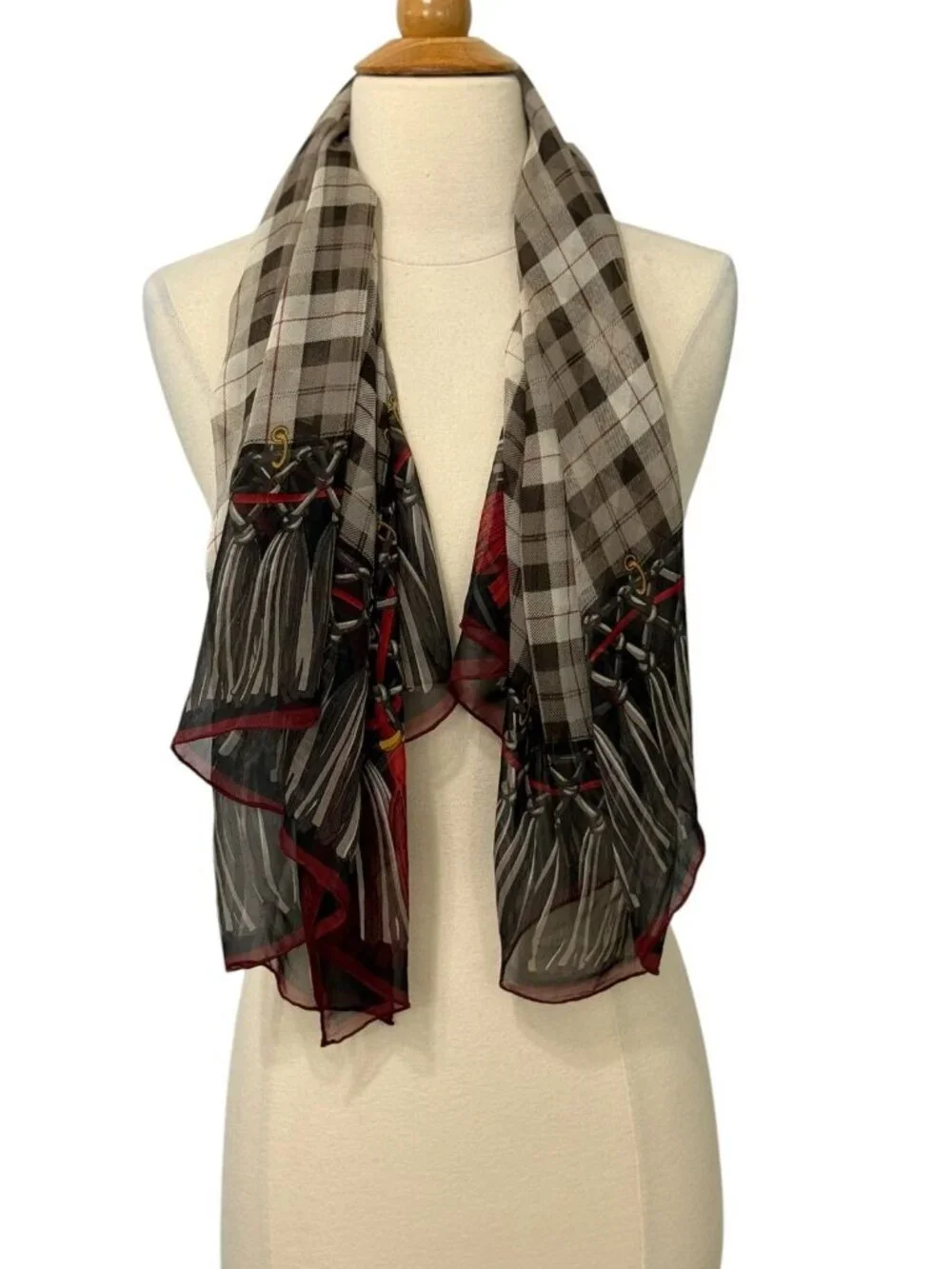 Coveri Collection Designer Square Scarf Classic Plaid with Tassel Border 41 x 42